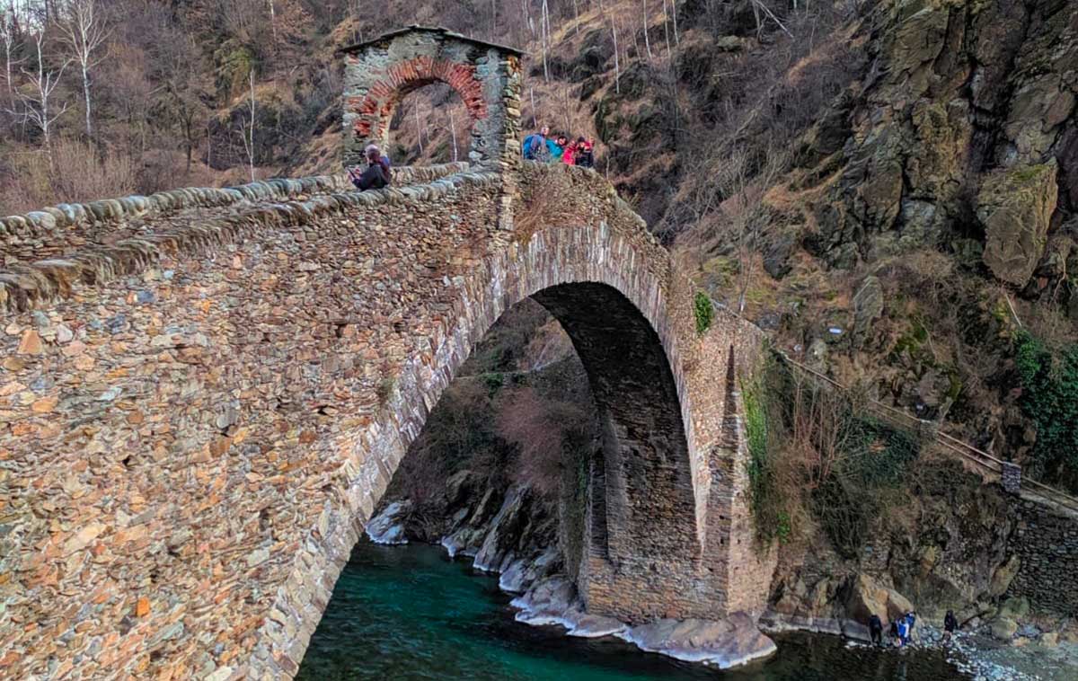 dettaglio ponte del diavolo impronta