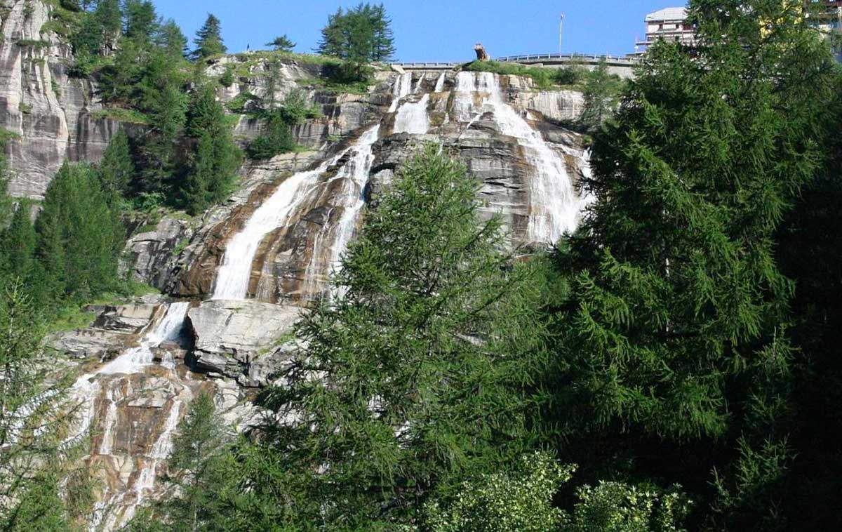 sentieri escursione cascata